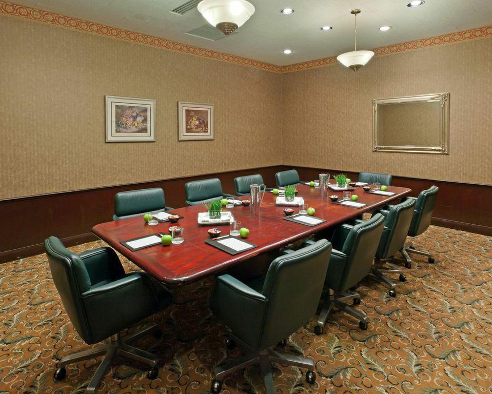 & Conference Center Hotel 4*